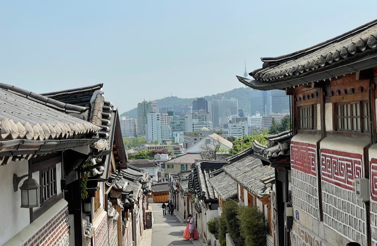 Toits de hanok, les maisons traditionnelles, à Bukchon
